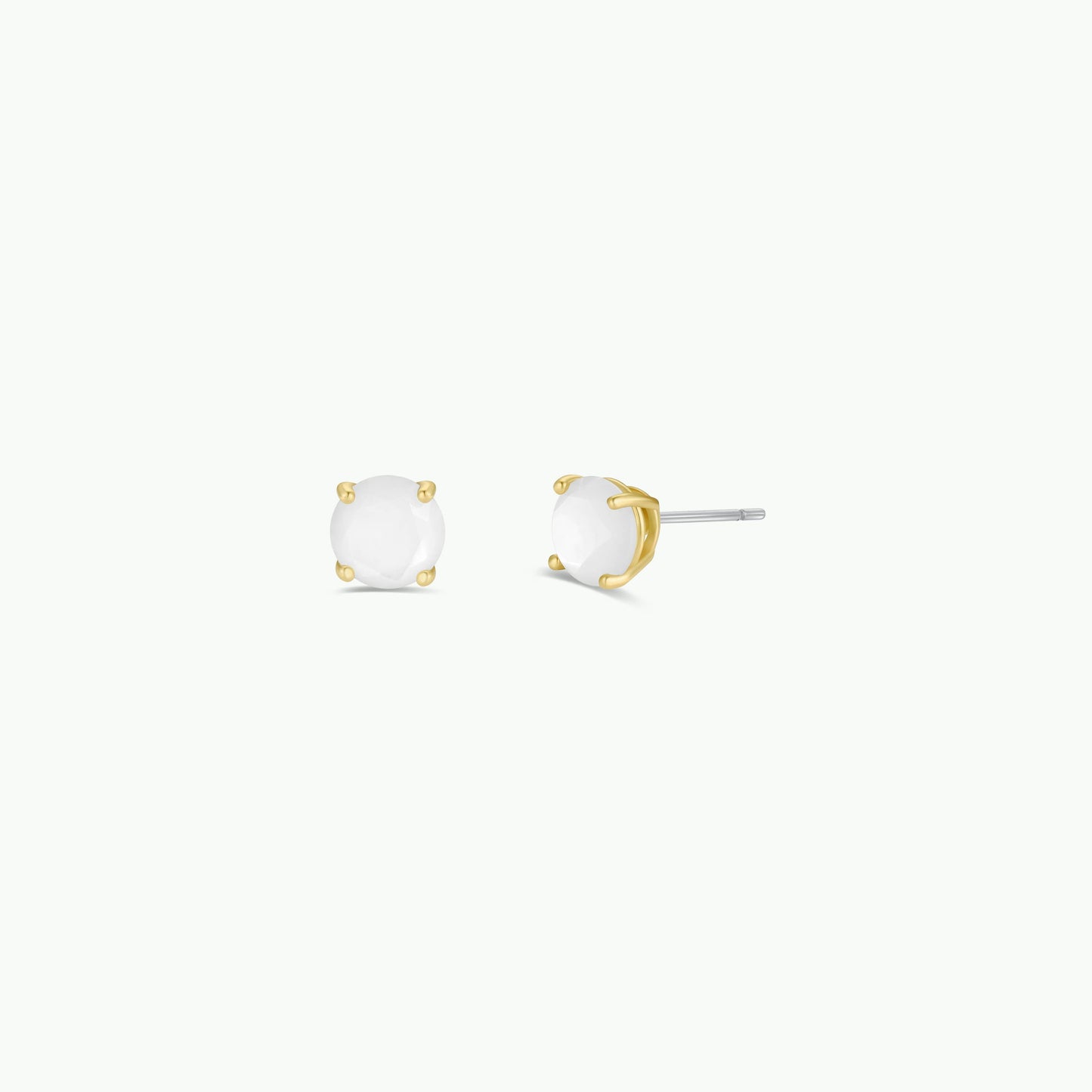 Round Mother of Pearl GP Studs