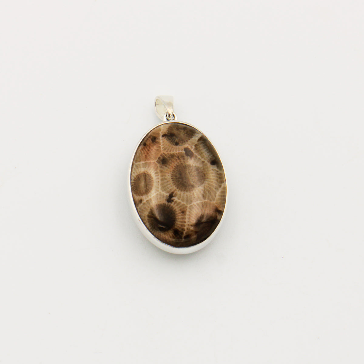 Petoskey & Frankfort Green Reversible Oval Pendant