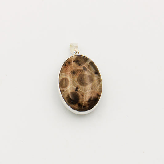Petoskey & Frankfort Green Reversible Oval Pendant