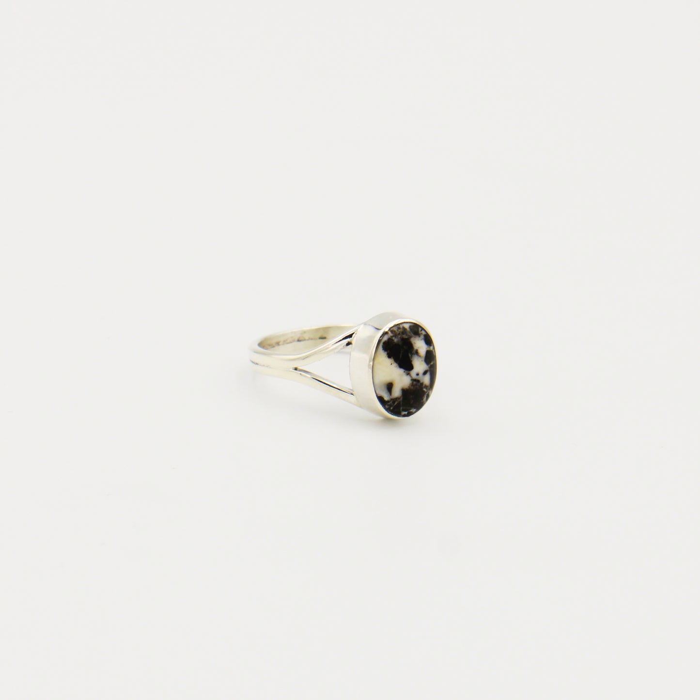 White Buffalo Small Oval Sterling Ring Size 8