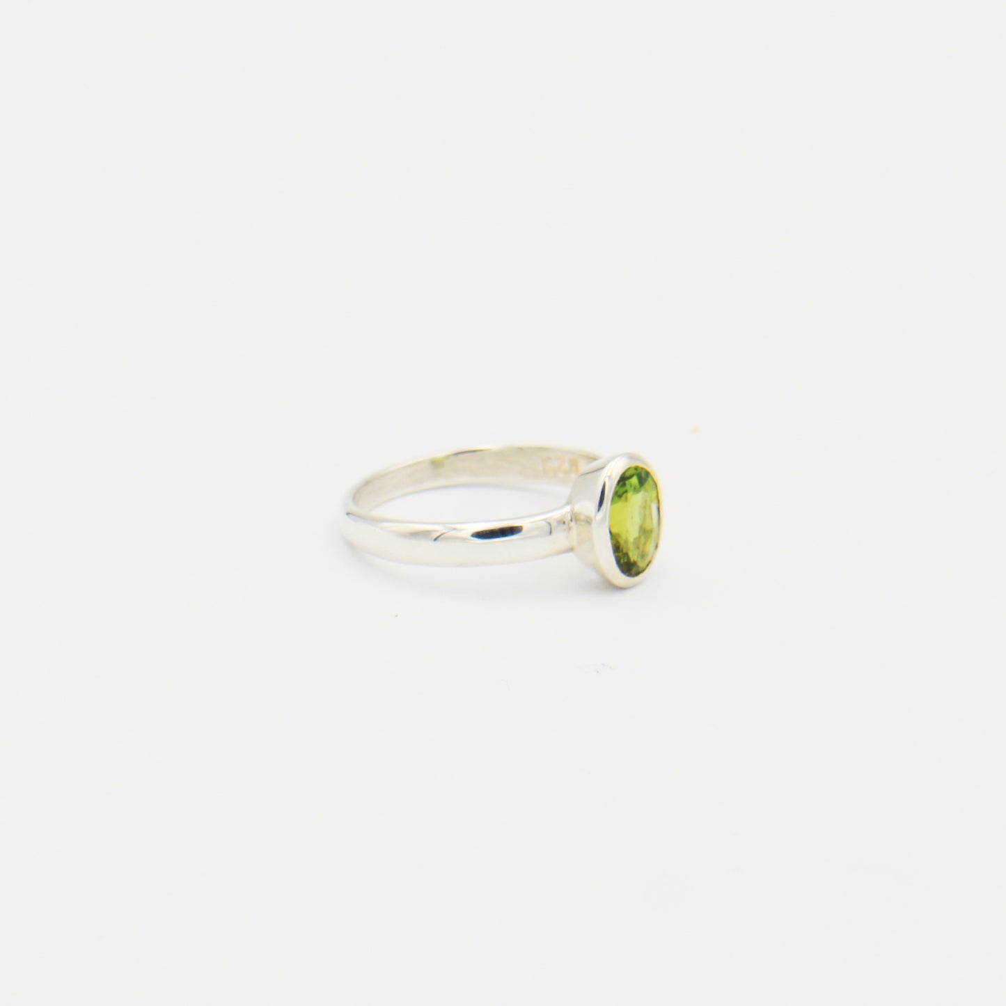 Peridot Oval Sterling Ring Size 7.5