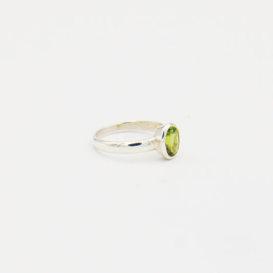 Peridot Oval Sterling Ring Size 7.5