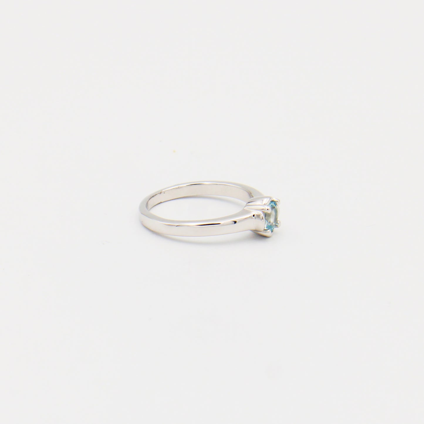 Blue Topaz Round Prong Sterling Ring Size 8