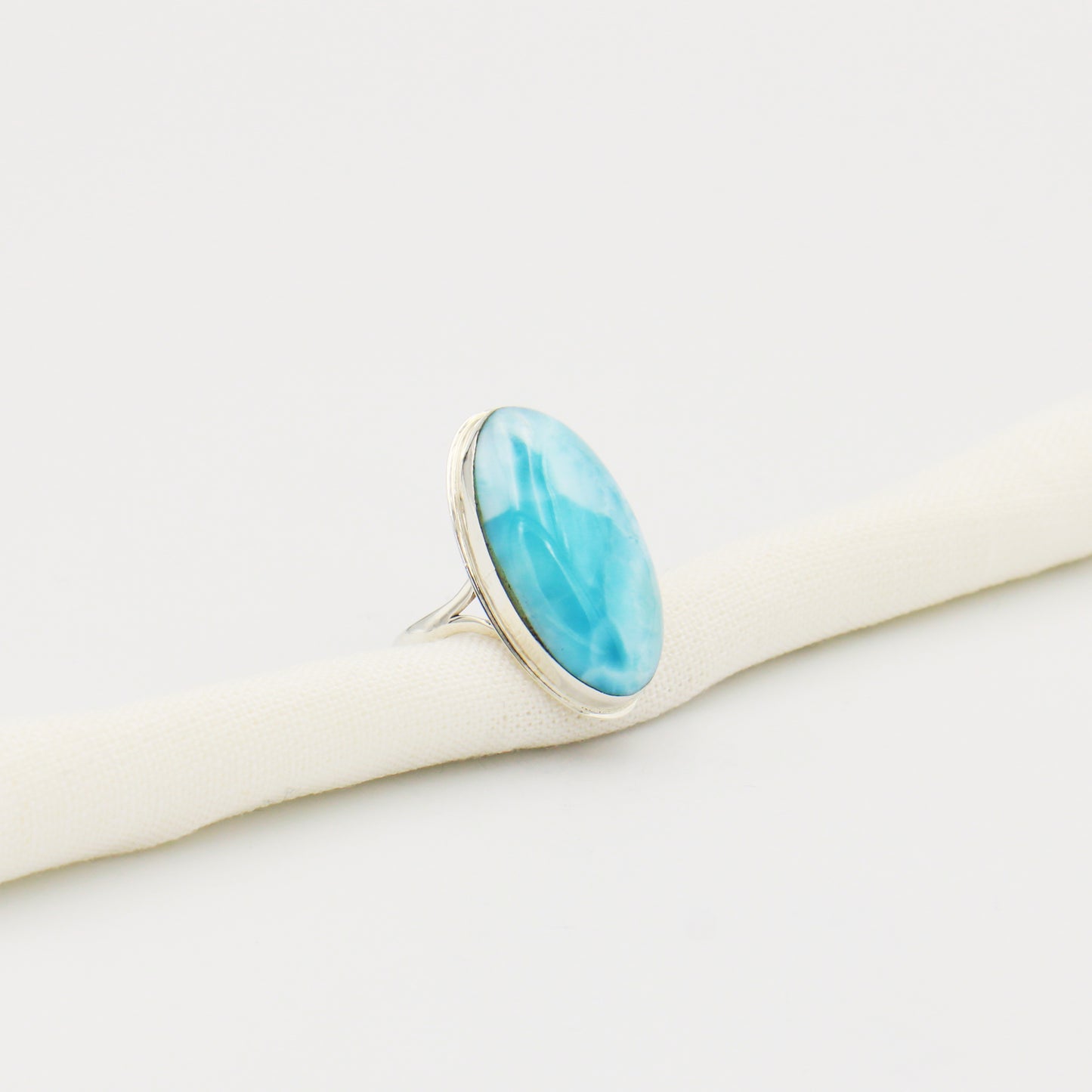 Larimar Large Oval Sterling Split Shank Ring Size 8