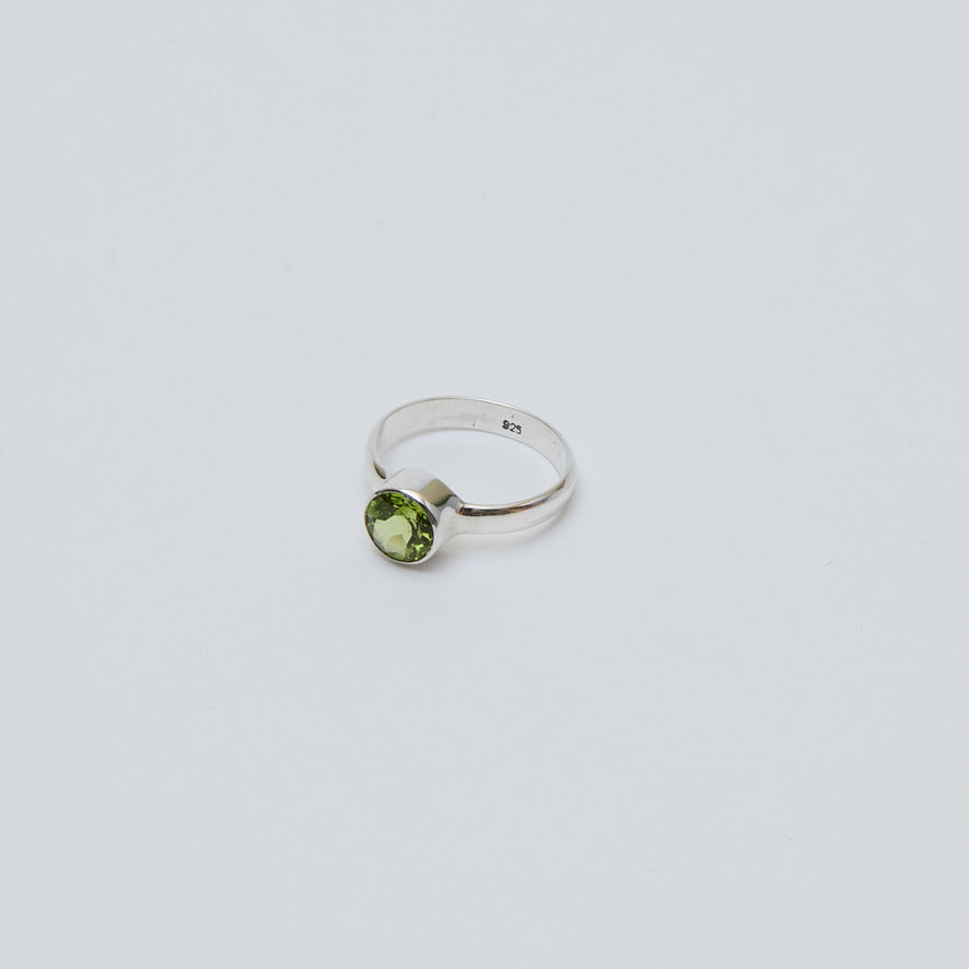 Peridot Round Sterling Ring Sz 6 : 210000019093