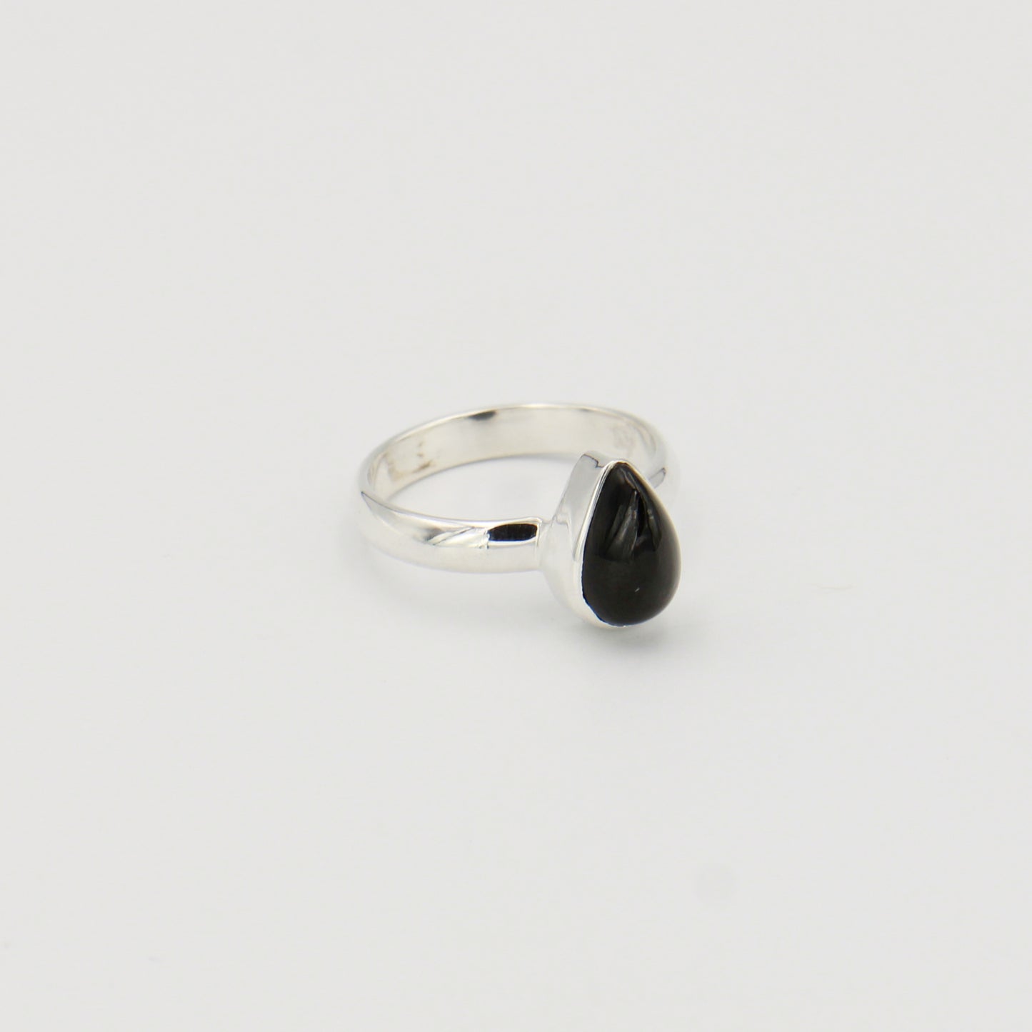 Black Star Teardrop Sterling Ring Sz 7