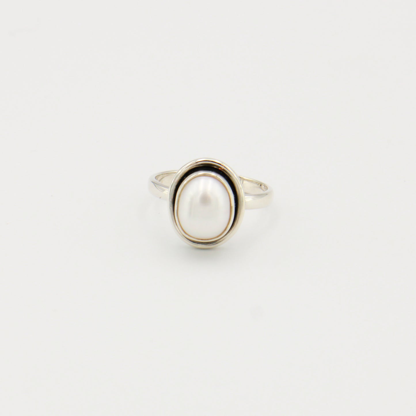 Pearl Mirror Bezel Sterling Ring Sz 10