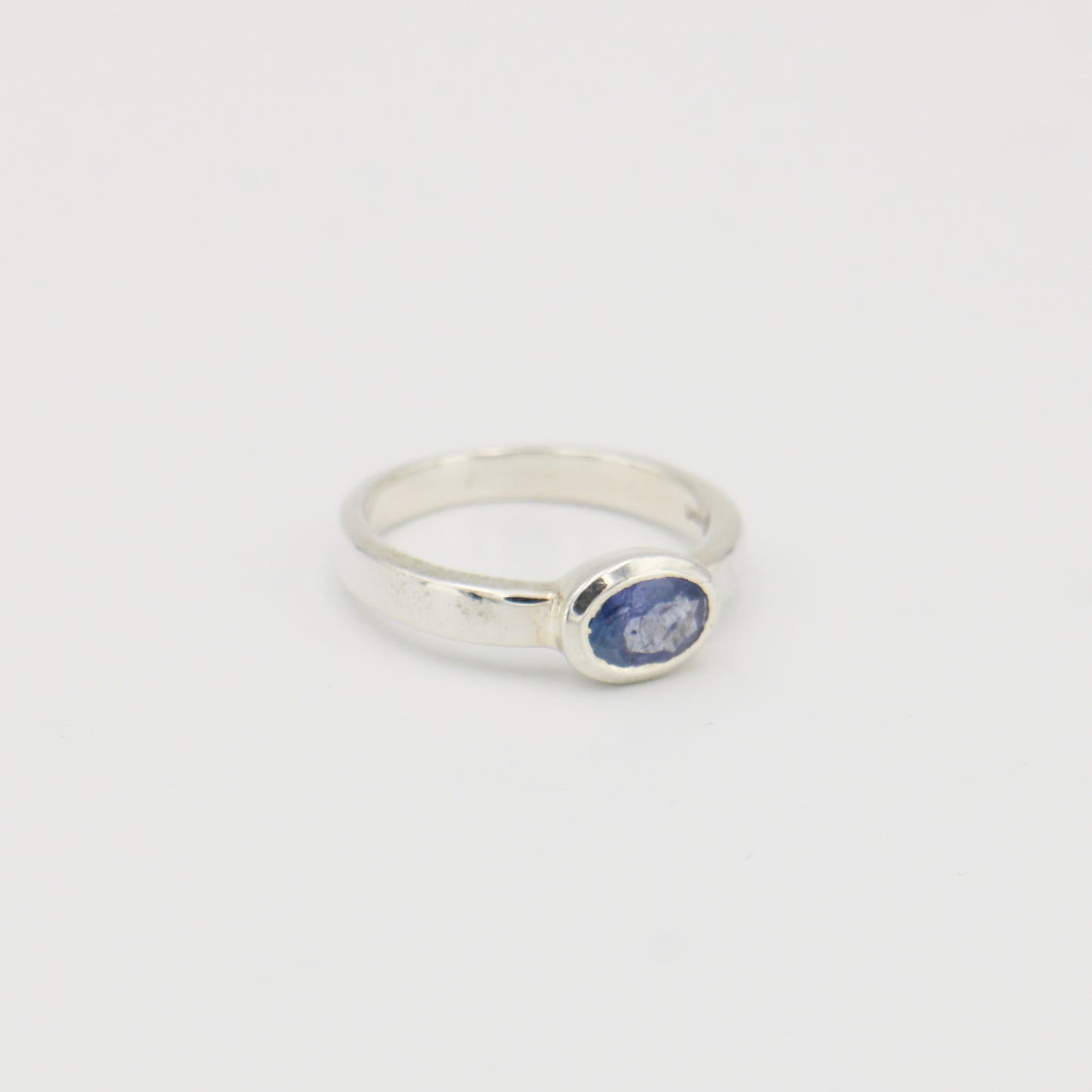 Tanzanite Oval Sterling Ring Sz 7.5