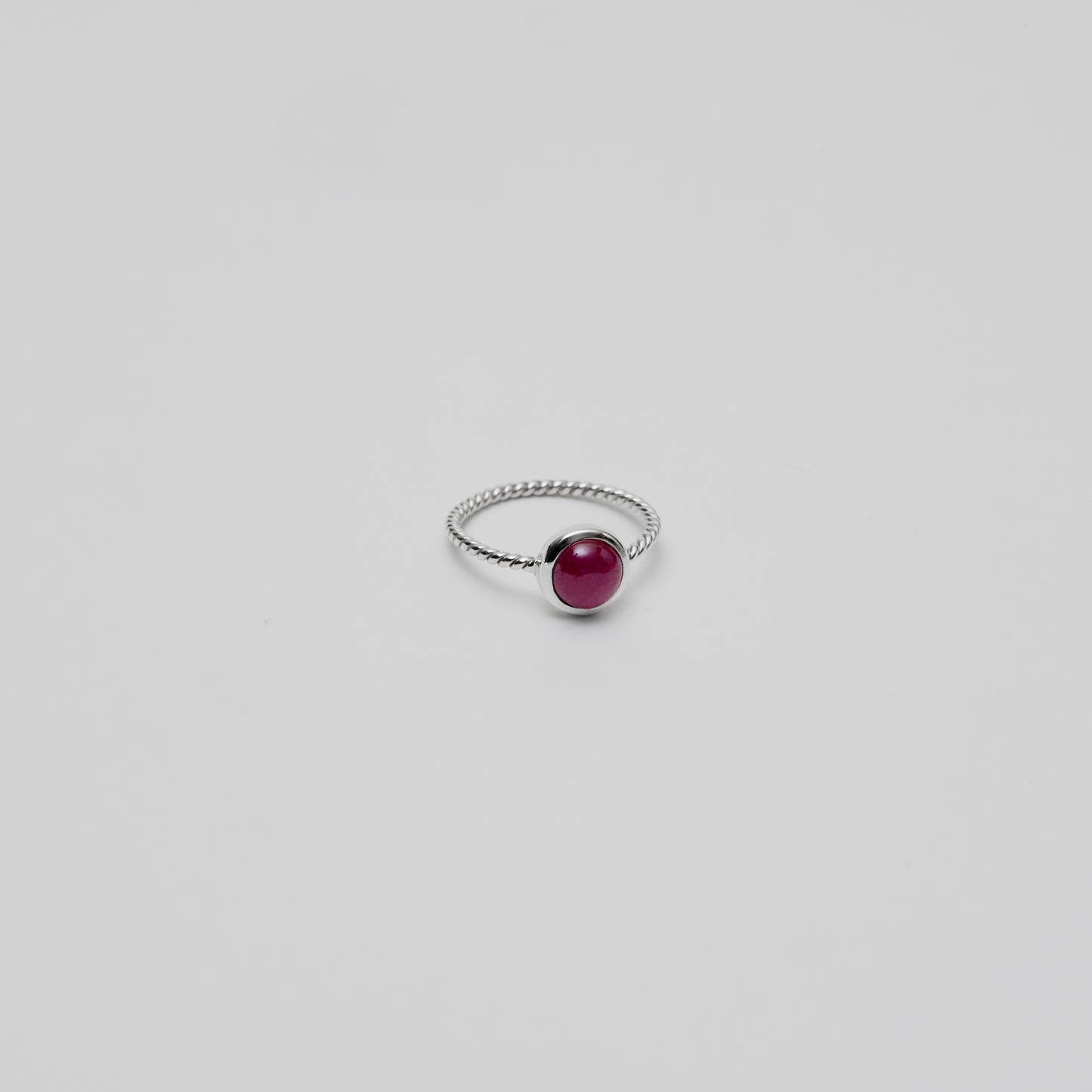 Ruby Small Round Twist Ring Sz 6
