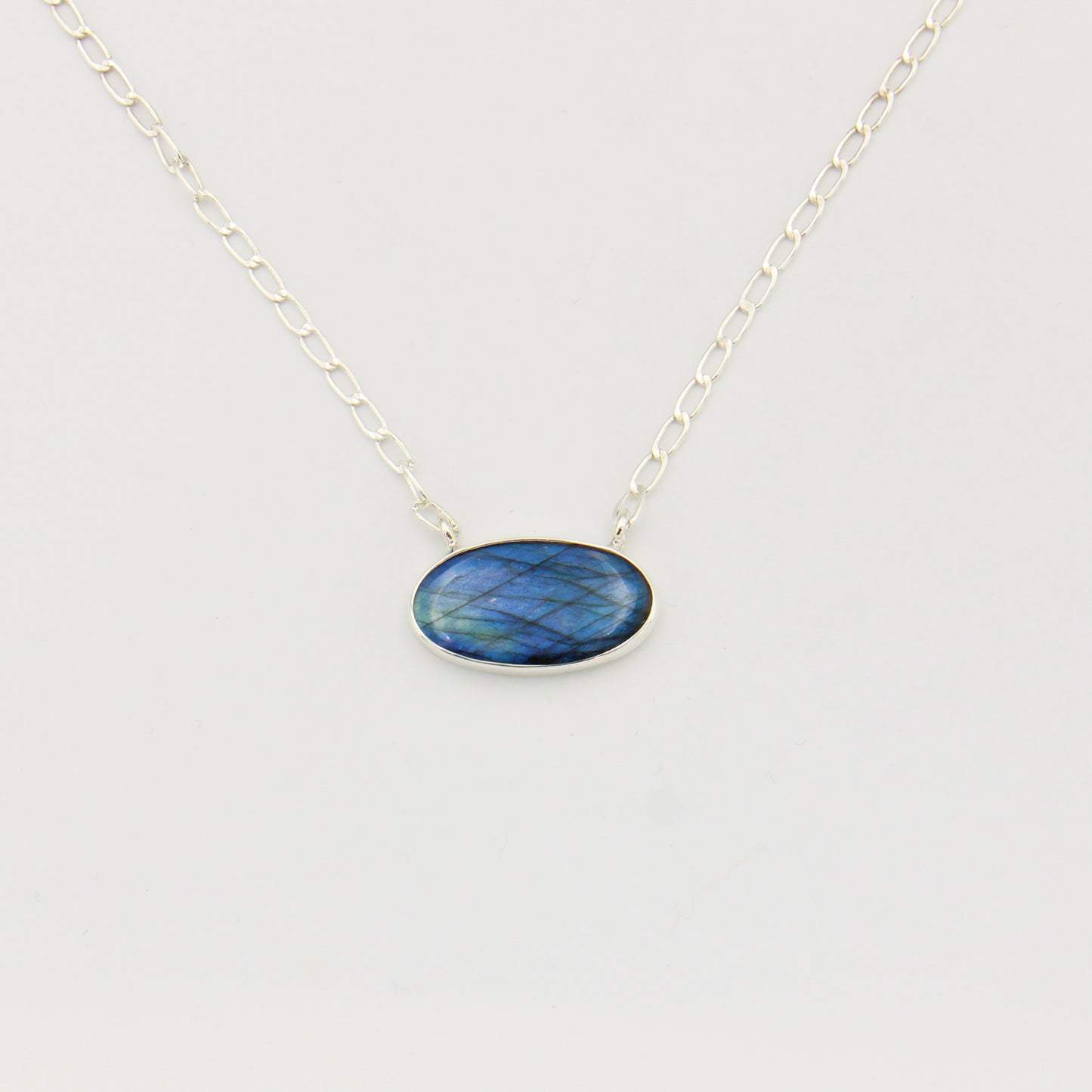 Labradorite Horizontal Oval Sterling Necklace : 210000022015