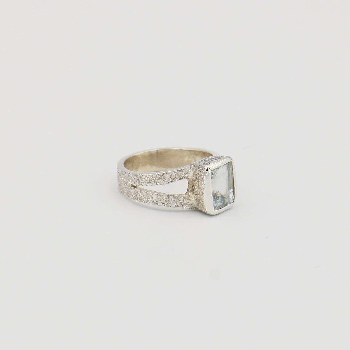 Aquamarine Rectangle Textured Sterling Ring Sz 6