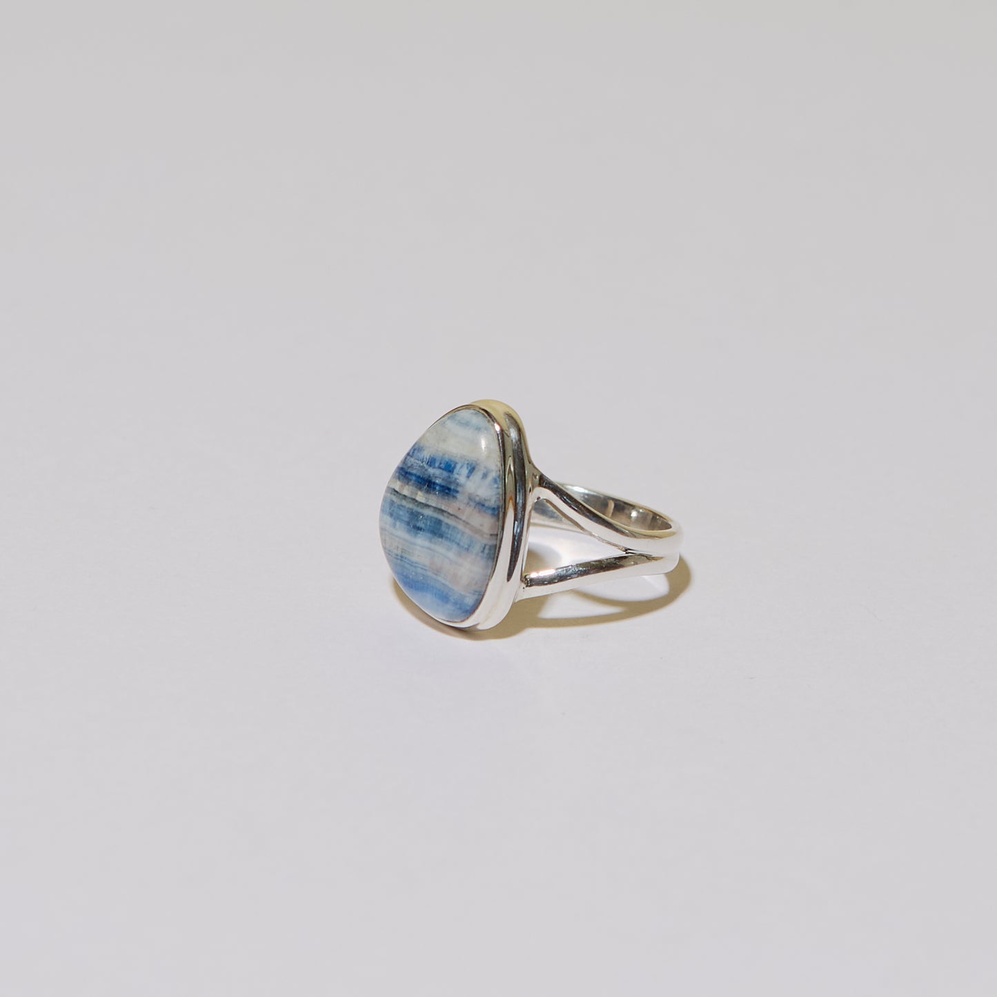 Scheelite Ovoid Sterling Ring Sz 9