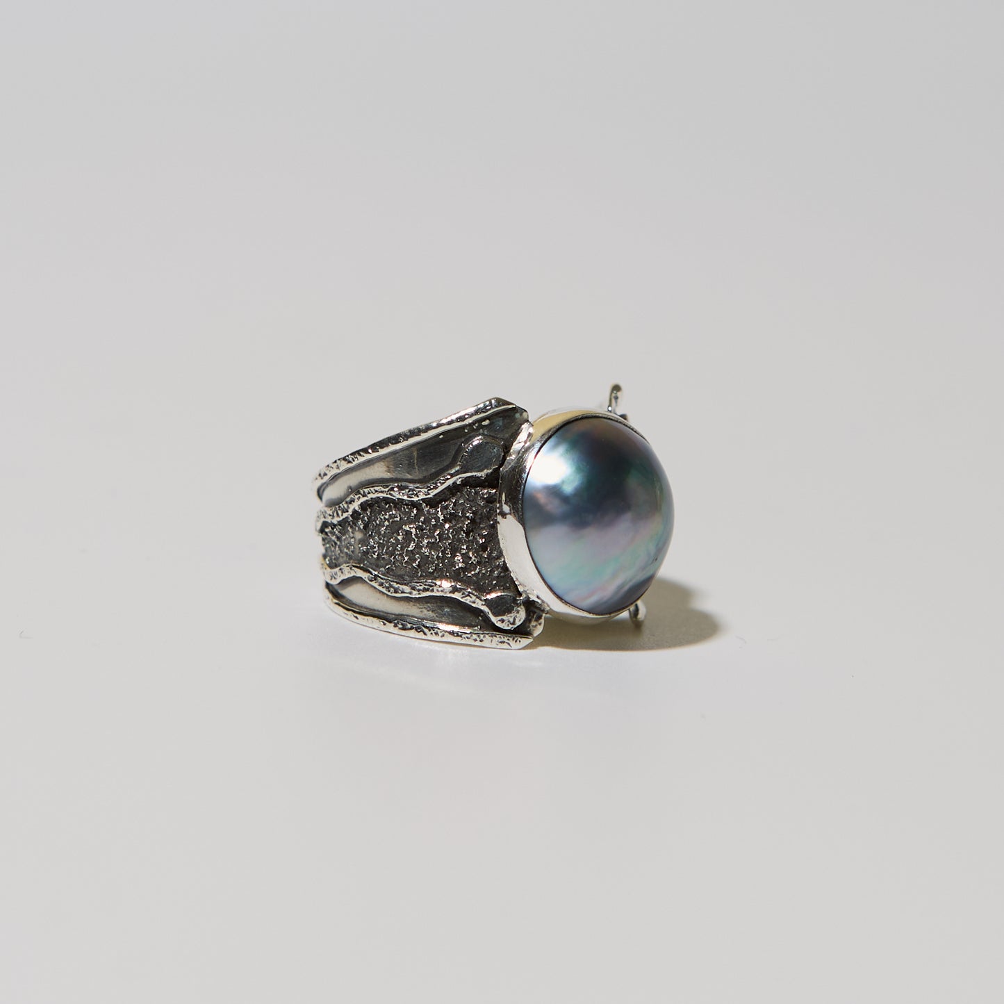 Grey Mother of Pearl Wide Band Sterling Ring Sz 9