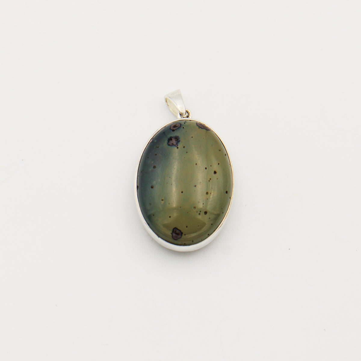 Petoskey & Frankfort Green Reversible Oval Pendant