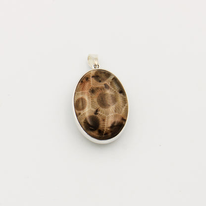 Petoskey & Frankfort Green Reversible Oval Pendant