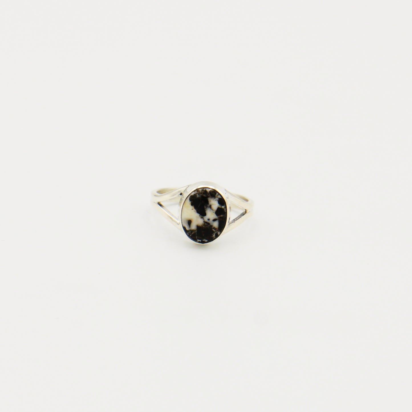 White Buffalo Small Oval Sterling Ring Size 8