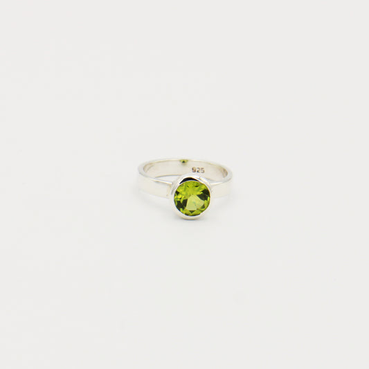 Peridot Round Sterling Ring Size 6