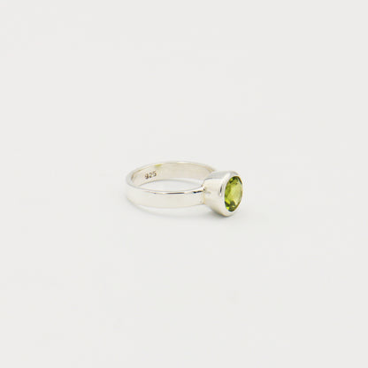 Peridot Round Sterling Ring Size 6