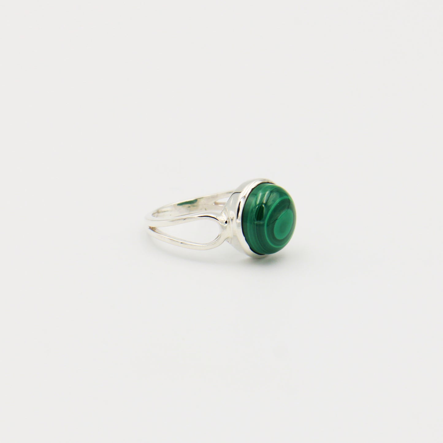 Malachite Round Sterling Ring Size 7
