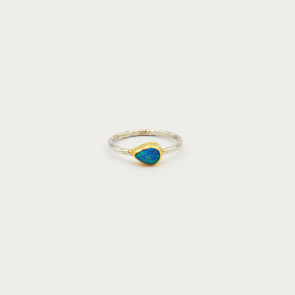 Dainty Australian Opal Pear GP Hammered Sterling Ring Size 5