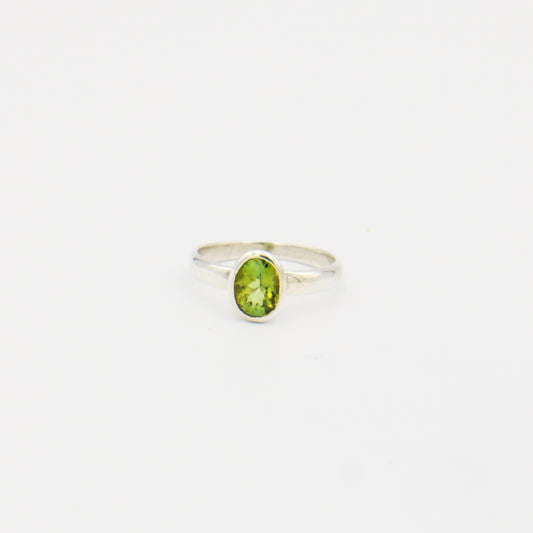 Peridot Oval Sterling Ring Size 7.5