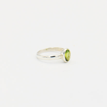 Peridot Oval Sterling Ring Size 7.5