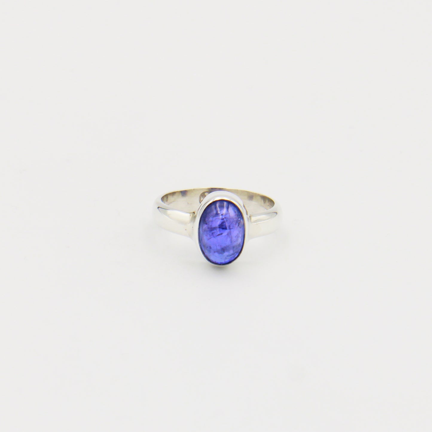 Tanzanite Cabochon Oval Sterling Ring Size 8
