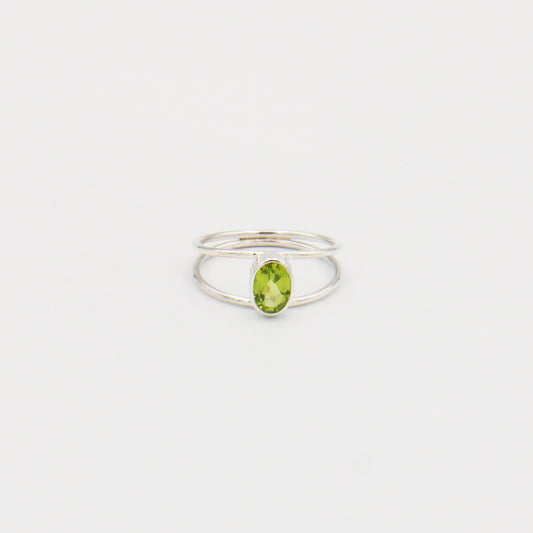 Peridot Oval Sterling Split Band Ring Size 8