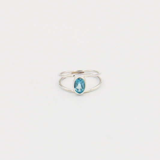 Blue Topaz Oval Split Band Sterling Ring Size 7