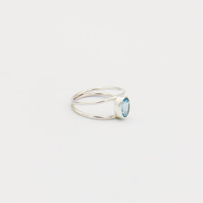 Blue Topaz Oval Split Band Sterling Ring Size 7