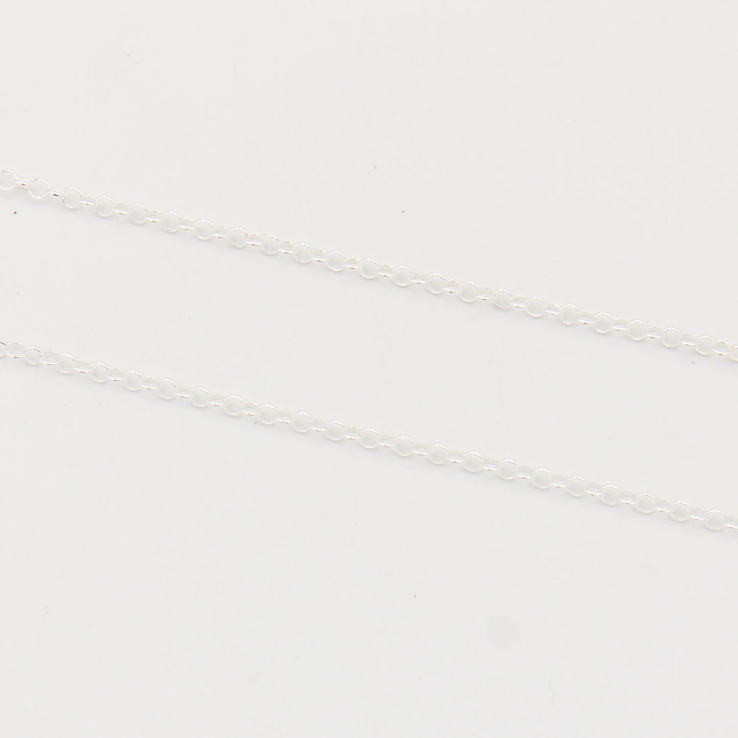 20" Narrow Wire Rolo Chain 027
