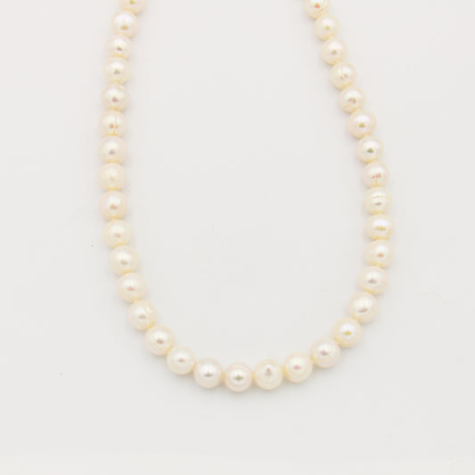 Freshwater Pearl White Strand 17"