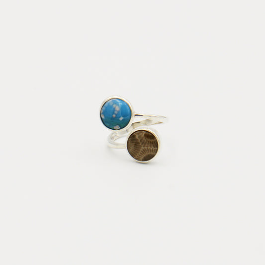 Petoskey & Leland Blue Crossover Ring Size 8.25