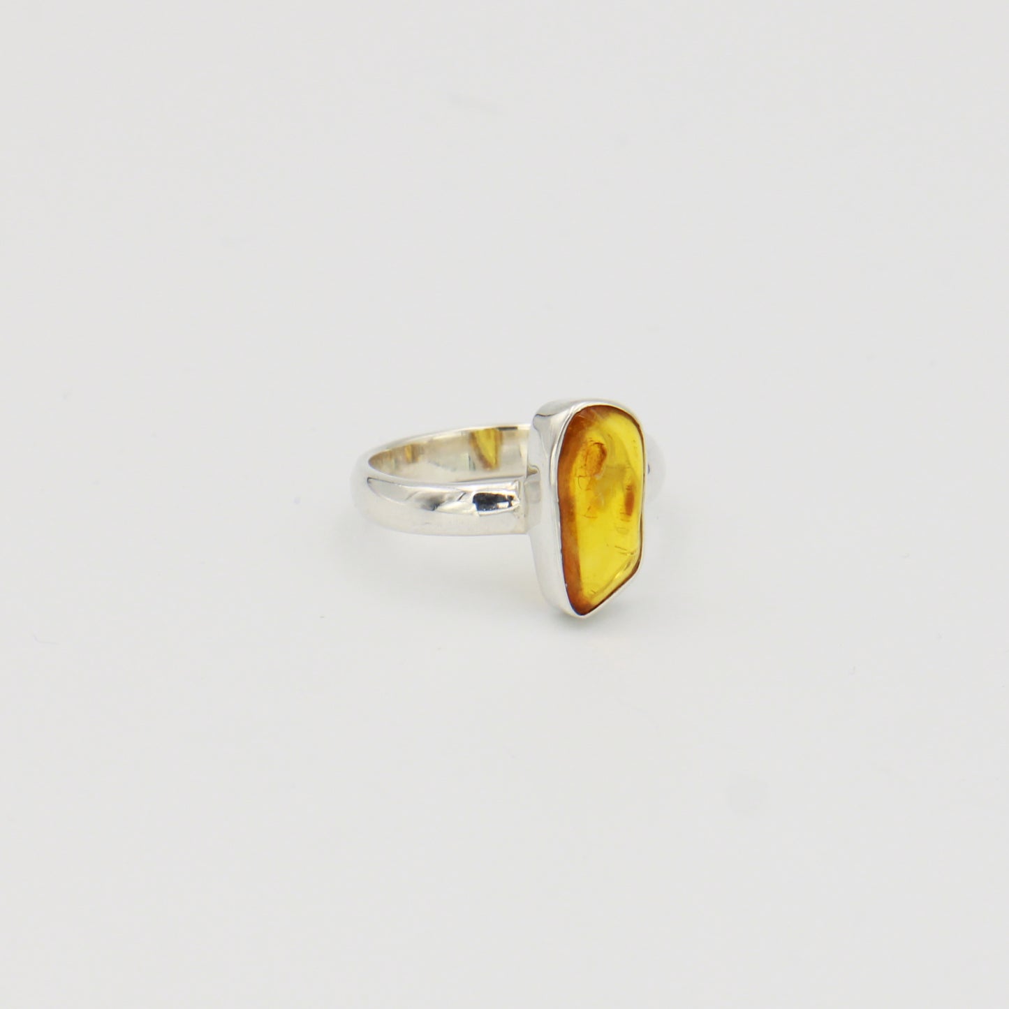 Baltic Amber Sterling Silver Ring Sz 7