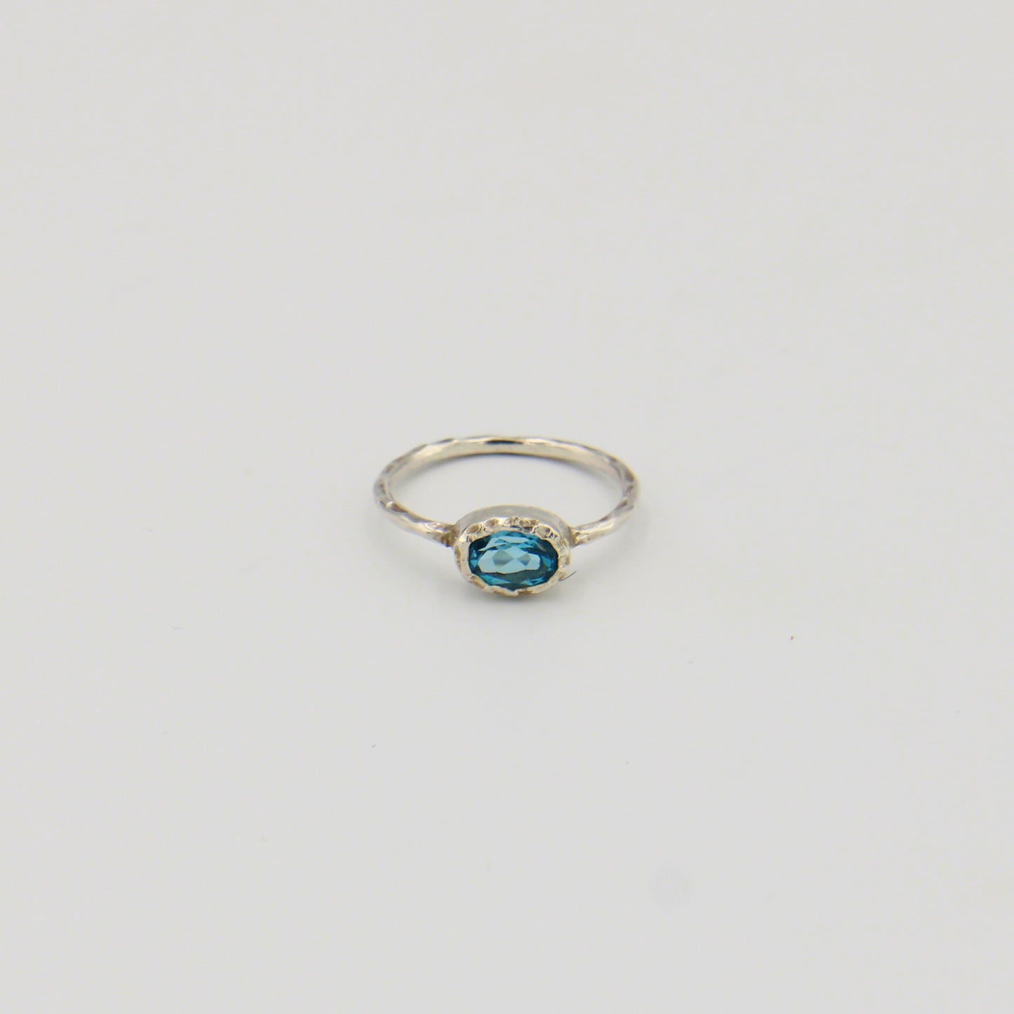 Blue Topaz Oval Hammered Sterling Ring Sz 6