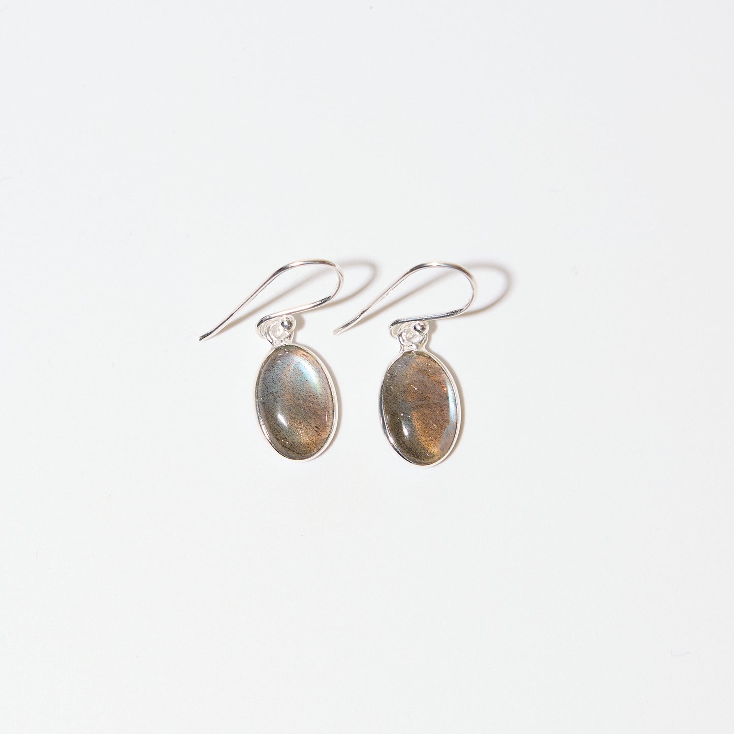 Labradorite Oval Sterling Earrings : 210000020001
