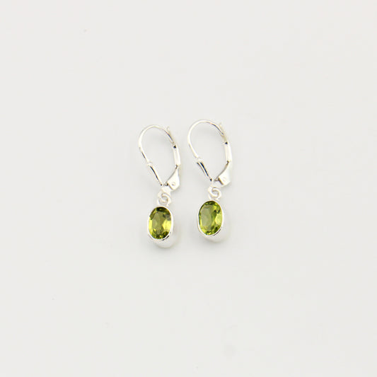Peridot Small Oval Sterling Earrings : 210000022384