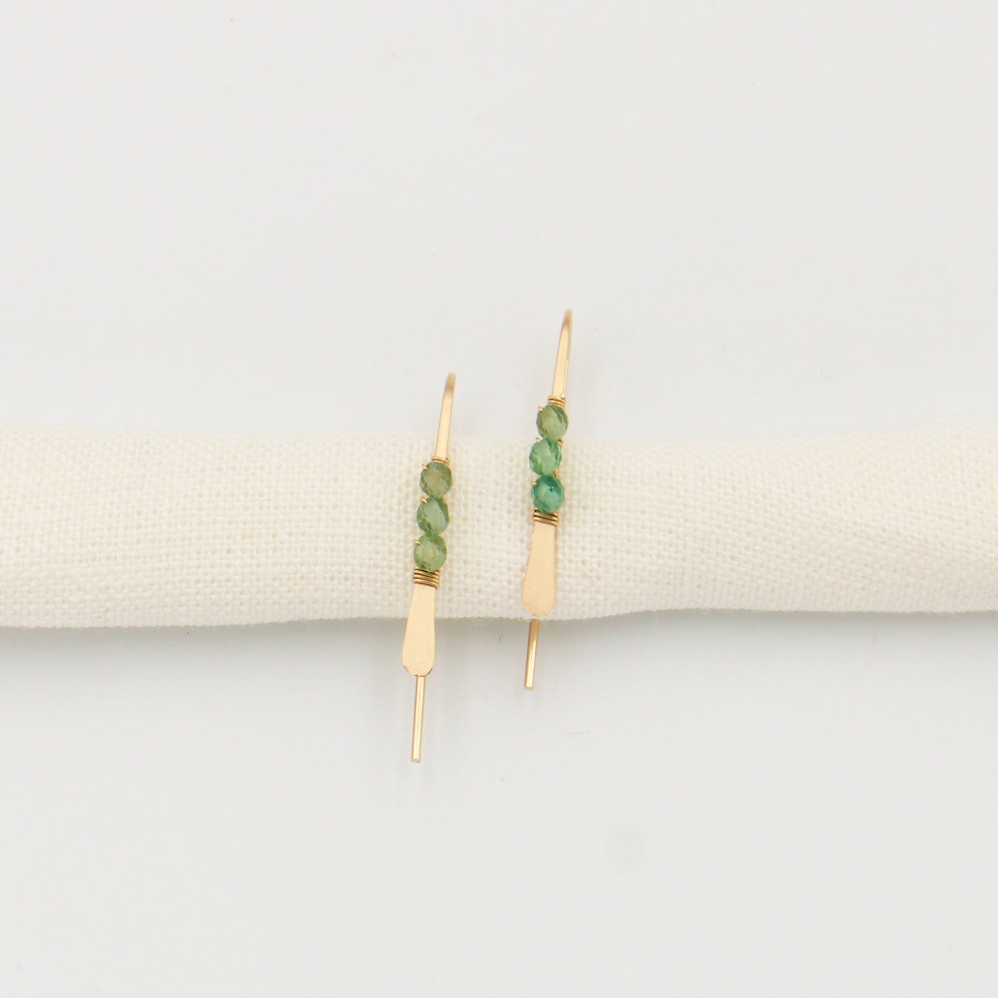 Gemstone Wrapped Petite Threader GF Green Apatite