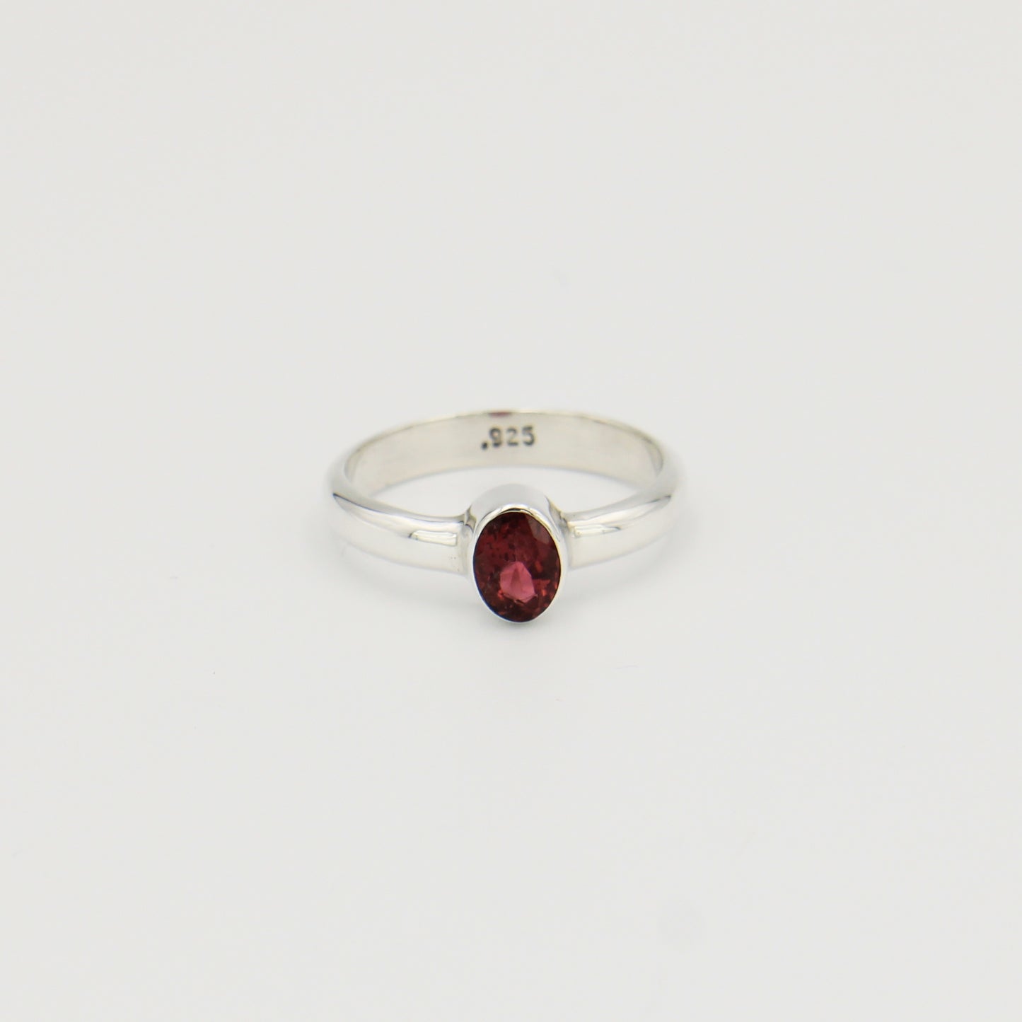 Tourmaline Sm Oval Ring 8