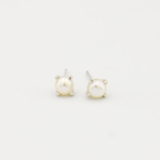 Pearl Sterling Prong Studs