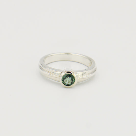 Sapphire Round Ring 7