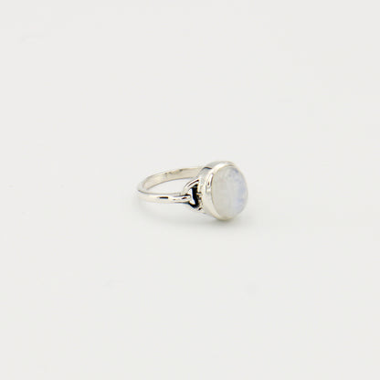 Moonstone Oval Sterling Ring Sz 7 : 210000022277