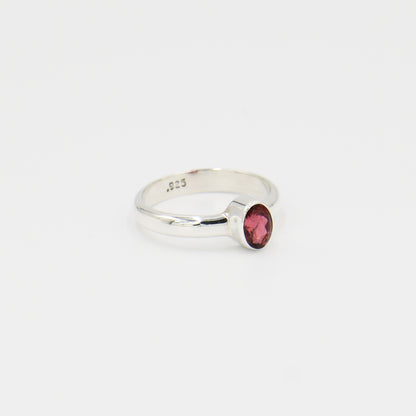 Tourmaline Sm Oval Ring 8