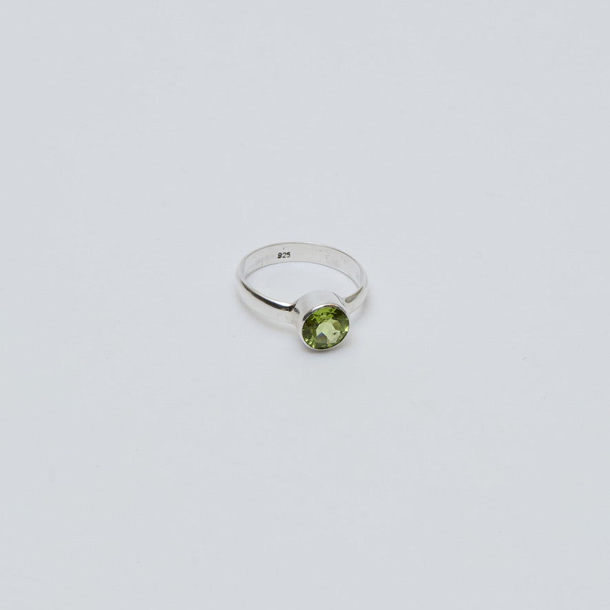 Peridot Round Sterling Ring Sz 6 : 210000019092