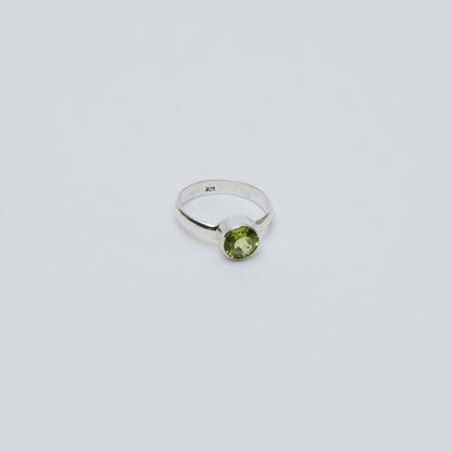 Peridot Round Sterling Ring Sz 6 : 210000019092