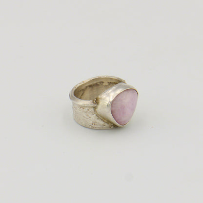 Kunzite Wide Band Sterling Ring Sz 6